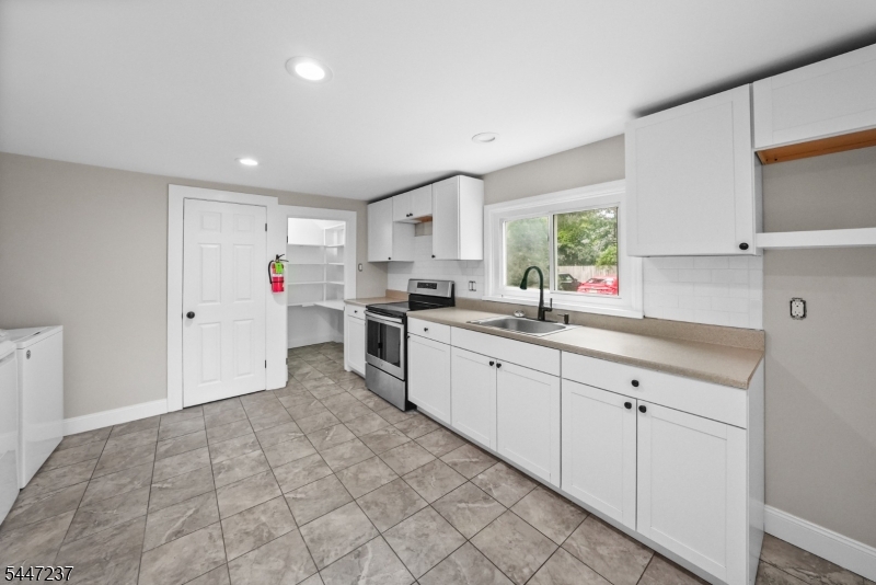 117 Mountain View Road Hillsborough, NJ 08844 - Photo 7 of 19