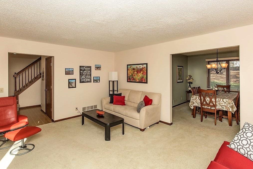 5200 White Post Road Bettendorf, IA 52722 - Photo 7 of 24