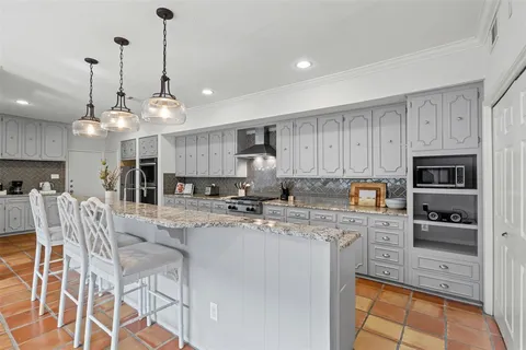 $525,000 | 4702 Harley Avenue, Fort Worth, TX 76107