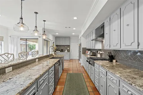 $525,000 | 4702 Harley Avenue, Fort Worth, TX 76107