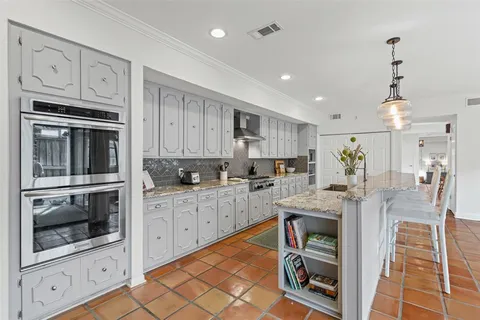 $525,000 | 4702 Harley Avenue, Fort Worth, TX 76107