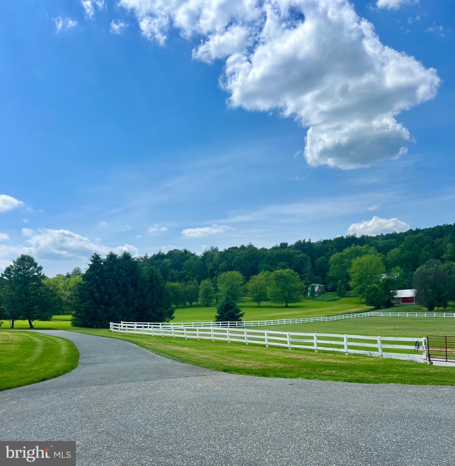 409 Buchanan Valley Road Orrtanna, PA 17353 - Photo 16 of 73 Gallery Image 16