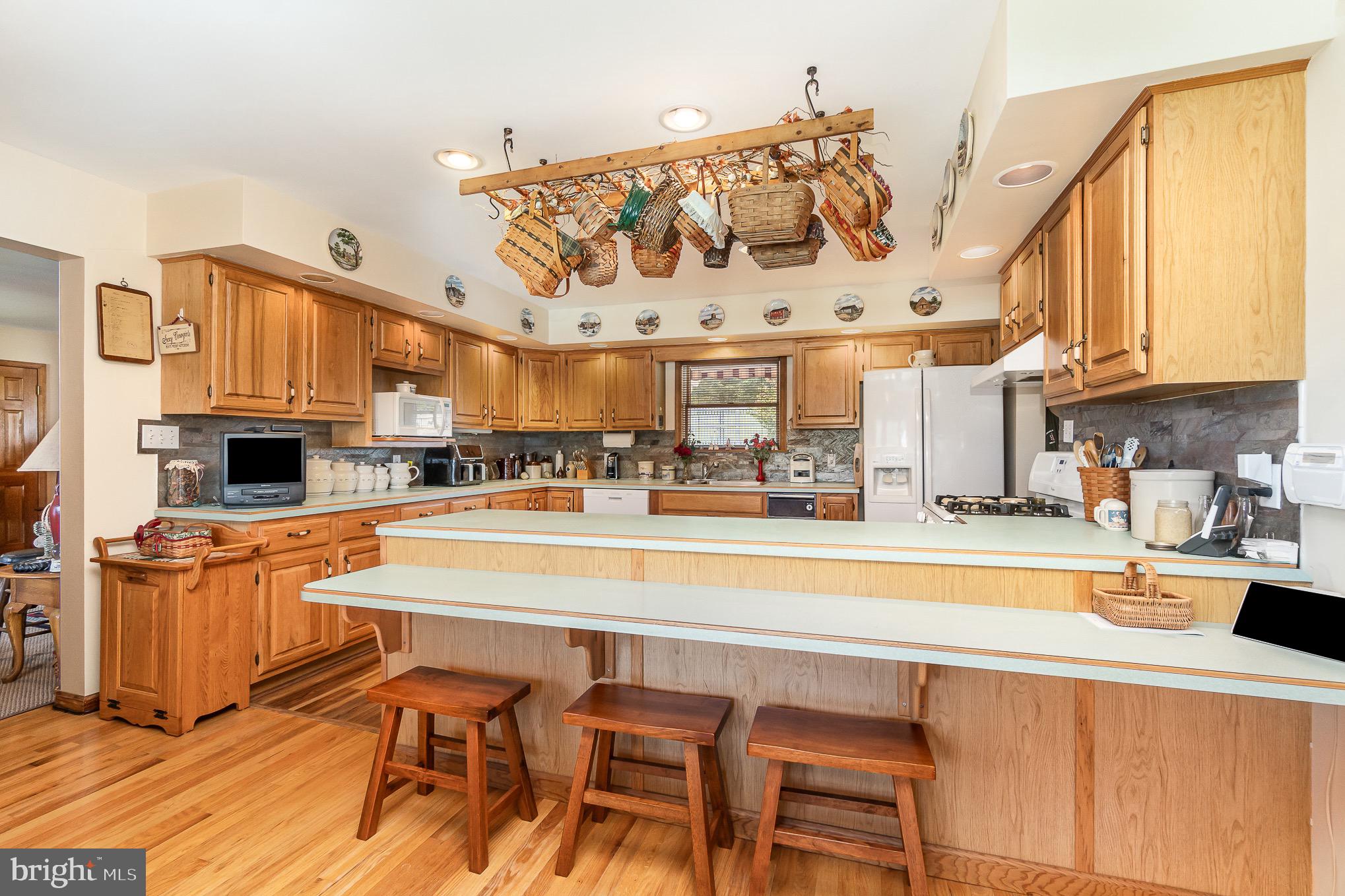 409 Buchanan Valley Road Orrtanna, PA 17353 - Photo 32 of 73 Kitchen