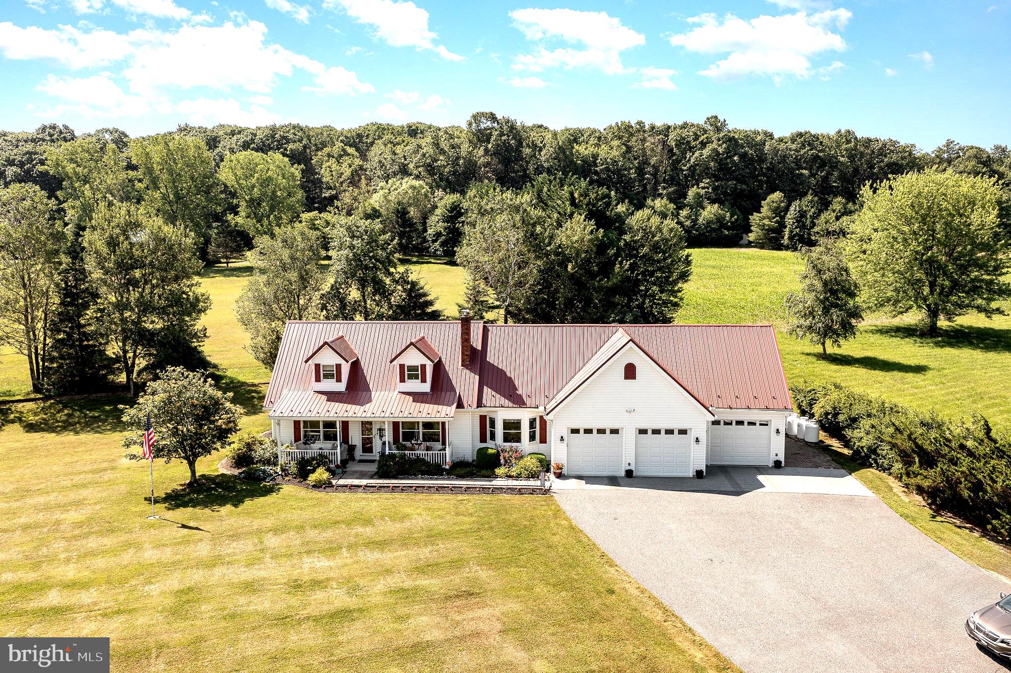 409 Buchanan Valley Road Orrtanna, PA 17353 - Photo 4 of 73 Gallery Image 4