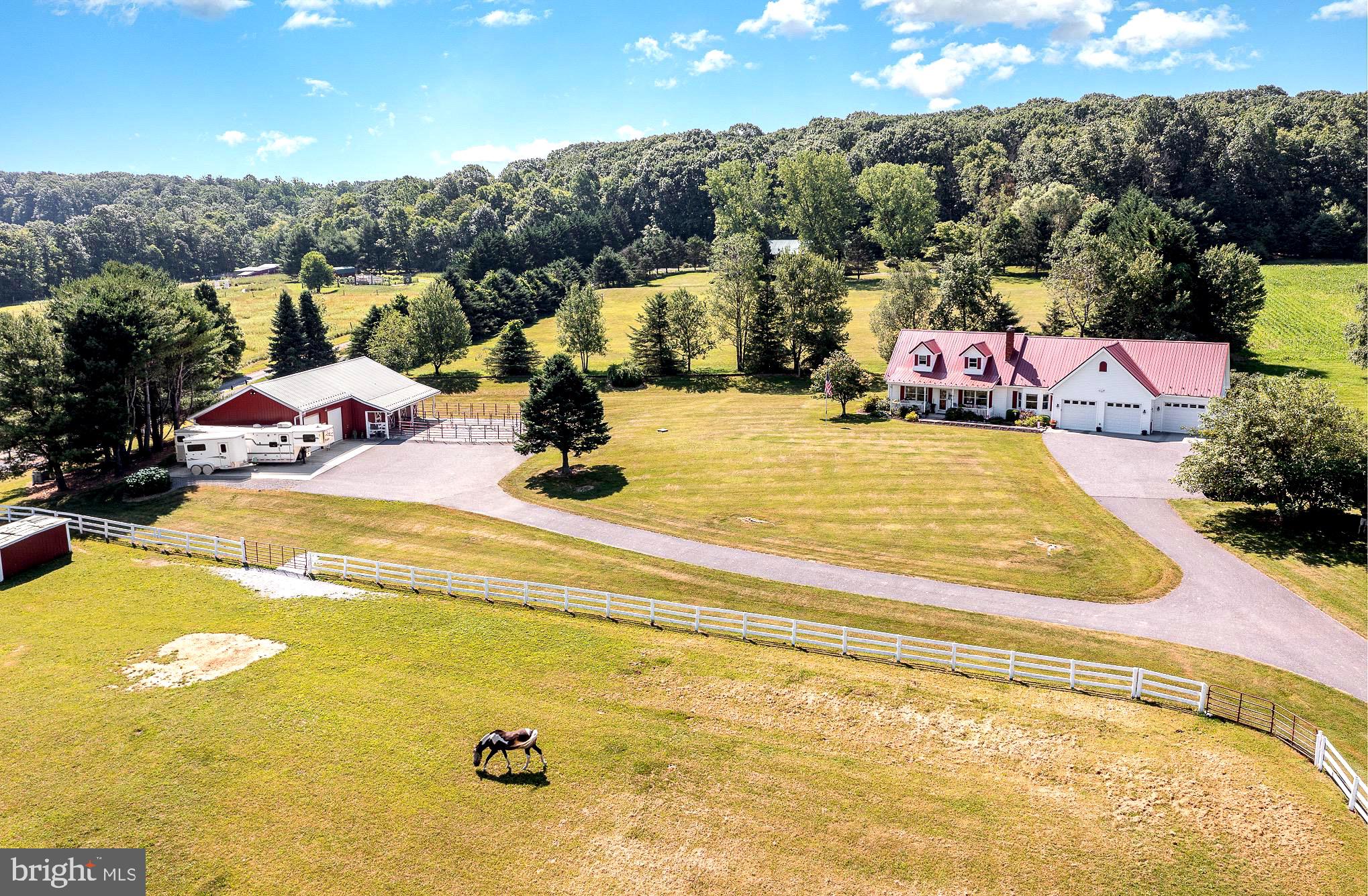 409 Buchanan Valley Road Orrtanna, PA 17353 - Photo 5 of 73 Gallery Image 5