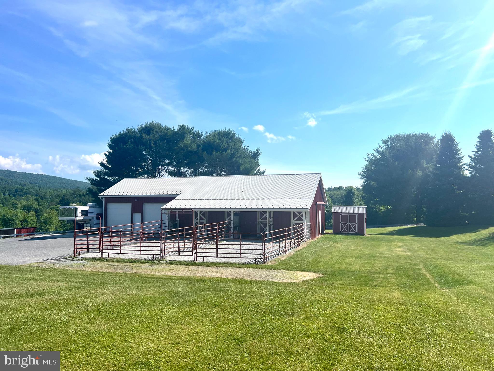 409 Buchanan Valley Road Orrtanna, PA 17353 - Photo 52 of 73 Barn/ Pole Building