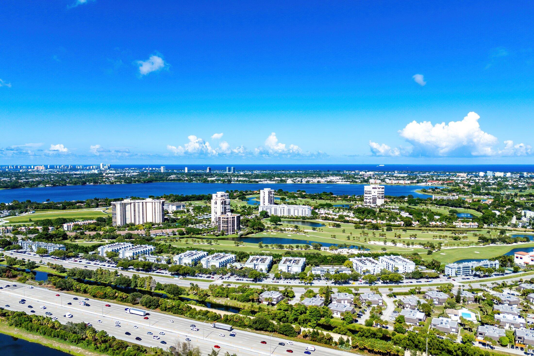 1951 Brandywine Road East, Unit 77105 West Palm Beach, FL 33409 - Photo 35 of 35 a view of a city