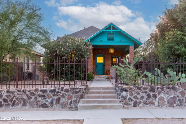 $425,000 | 621 North 7th Avenue, Tucson, AZ 85705