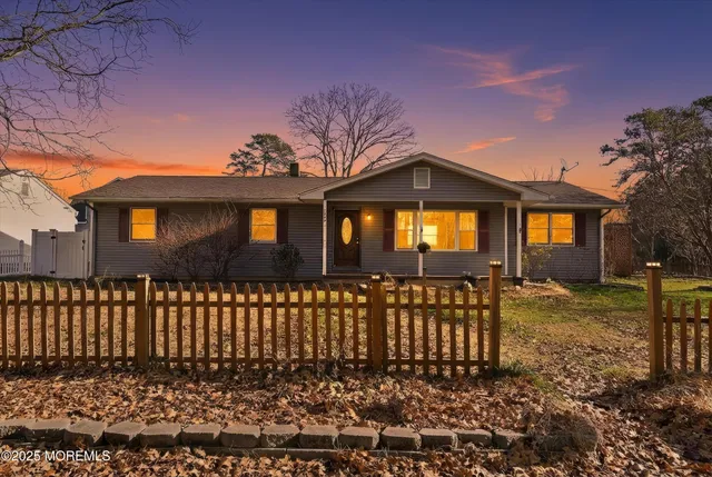 $535,000 | 1000 Bismarck Street, Toms River, NJ 08757