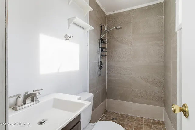 $535,000 | 1000 Bismarck Street, Toms River, NJ 08757