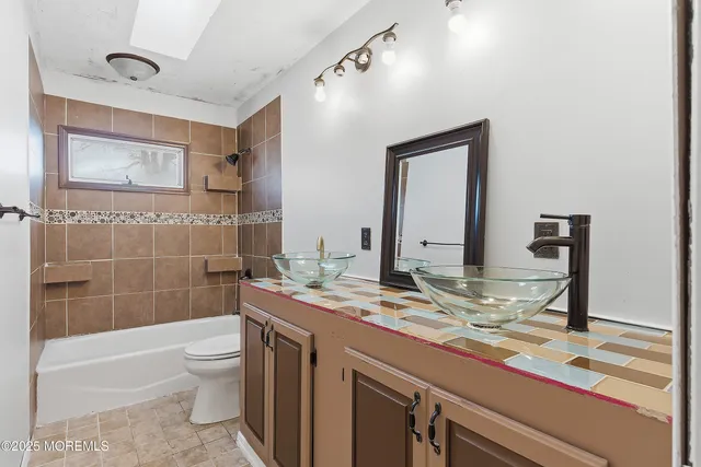 $535,000 | 1000 Bismarck Street, Toms River, NJ 08757