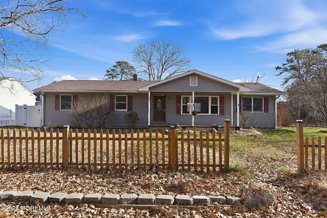 $535,000 | 1000 Bismarck Street, Toms River, NJ 08757