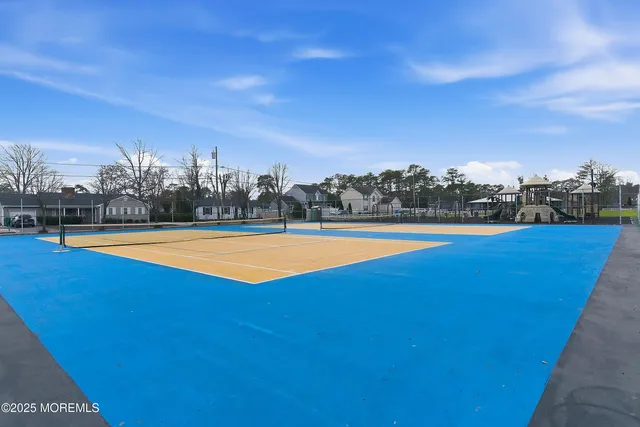 $535,000 | 1000 Bismarck Street, Toms River, NJ 08757