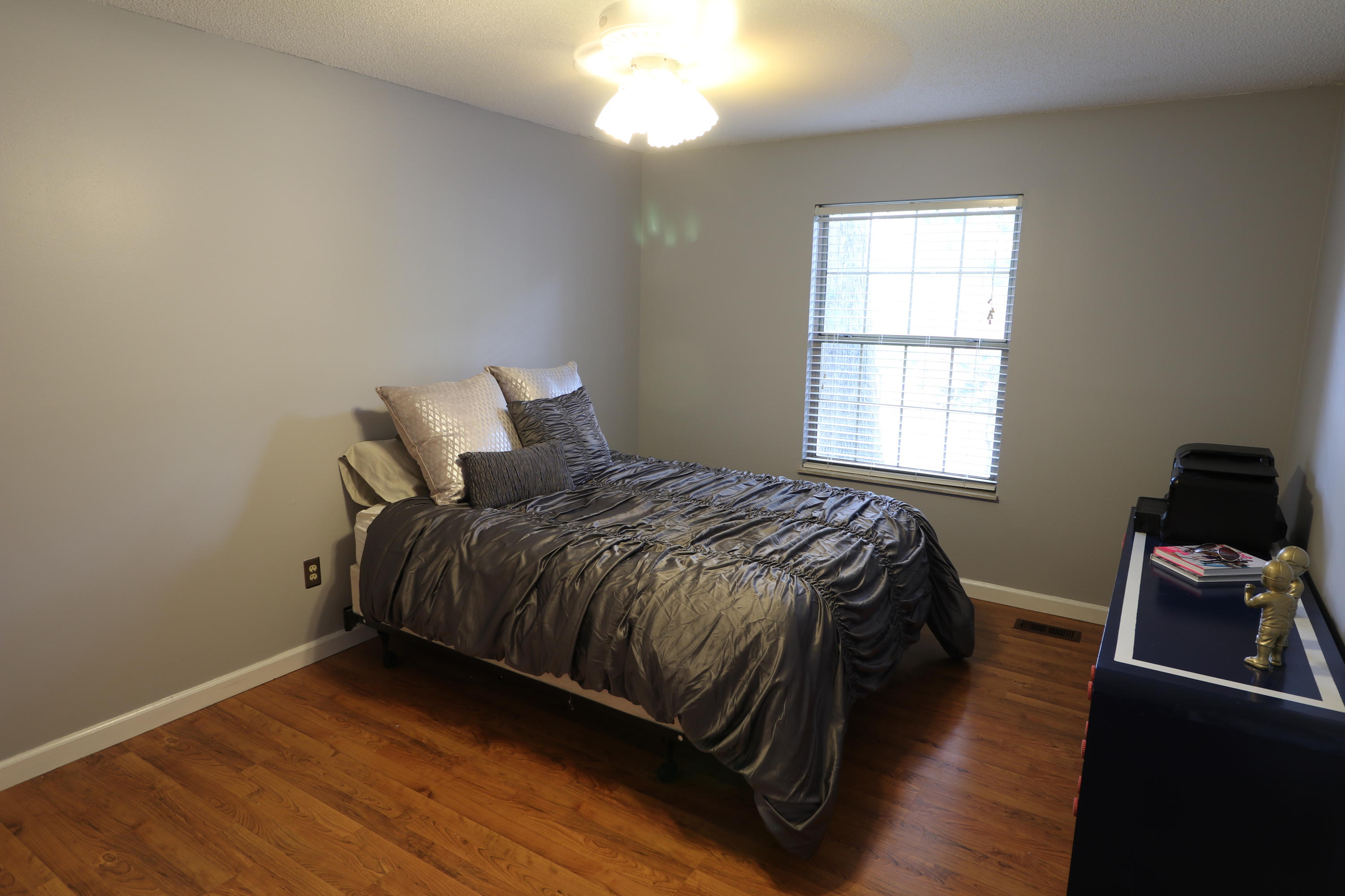 9132 Colchester Ridge Road Knoxville, TN 37922 - Photo 8 of 17 IMG_6075