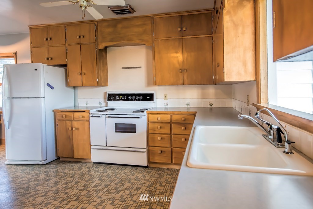 100 Hill Road Walla Walla, WA 99362 - Photo 9 of 30 Gallery Image 9