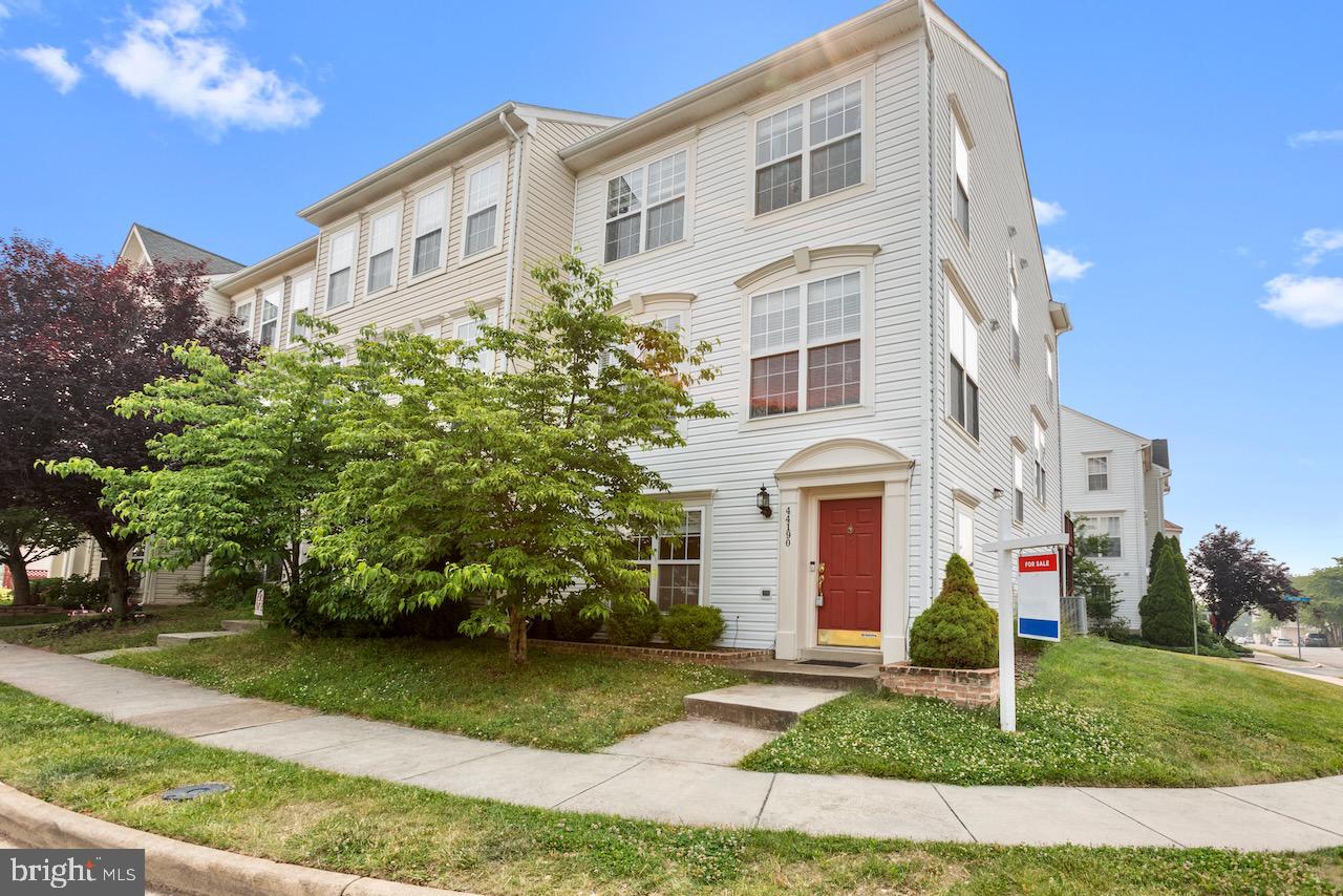 44190 Suscon Square Ashburn, VA 20147 - Photo 1 of 23