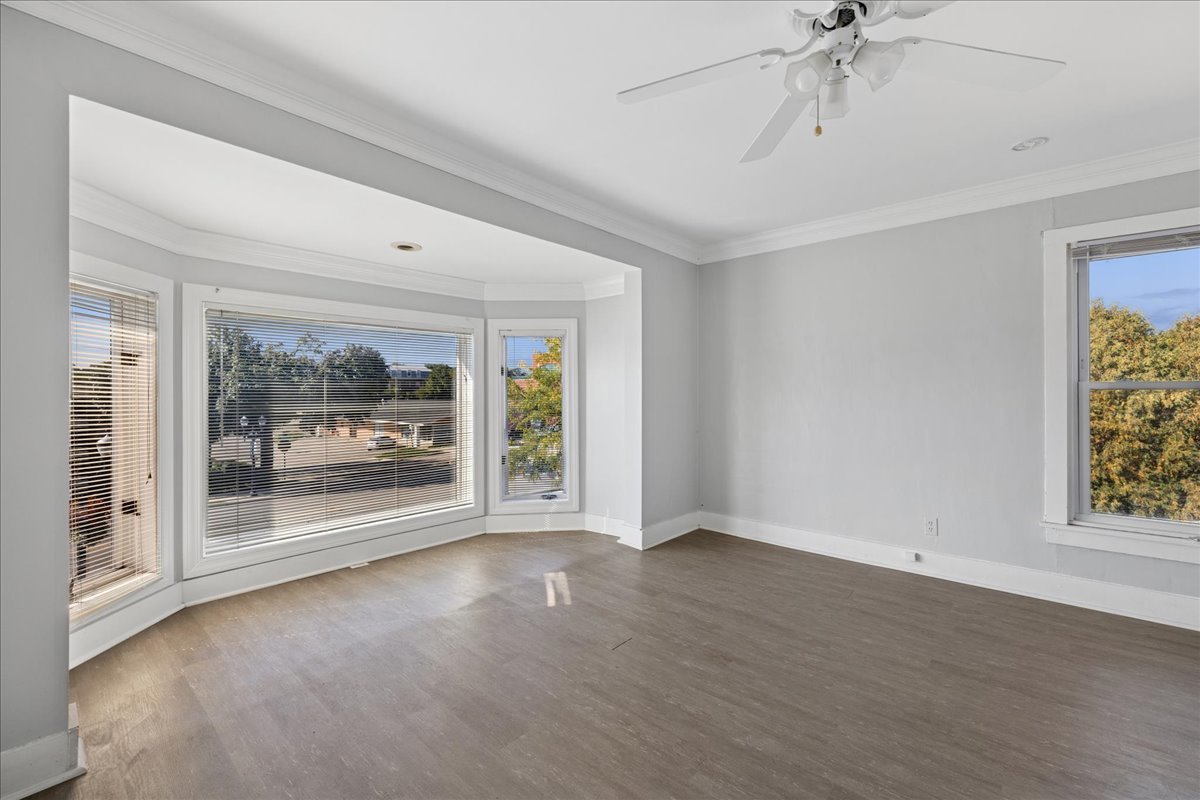 320 East Main Street Barrington, IL 60010 - Photo 12 of 15