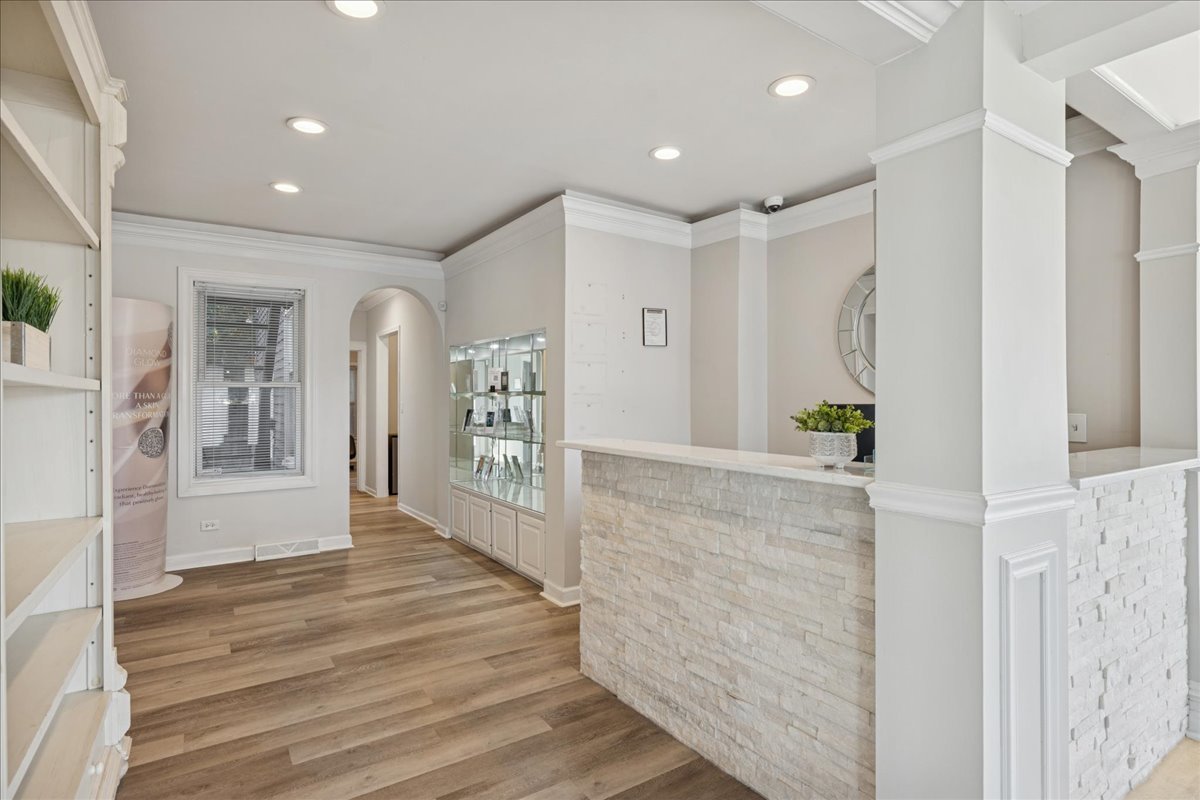 320 East Main Street Barrington, IL 60010 - Photo 8 of 15