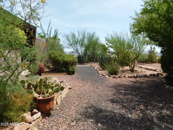 $212,000 | 2916 East Loma Alta Drive, Douglas, AZ 85607