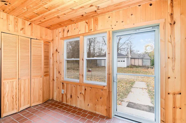 $328,000 | 810 Washington Street, Northfield, MN 55057