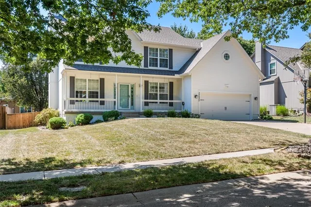 $500,000 | 22625 West 49th Street, Shawnee, KS 66226