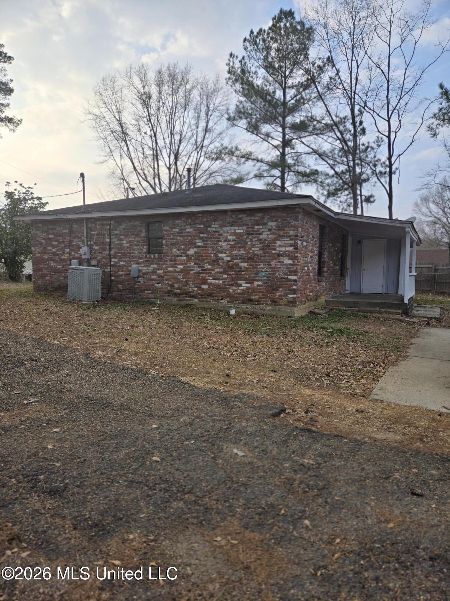 1056 Lake Dockery Road Byram, MS 39272 - Photo 17 of 21 20260220_162227