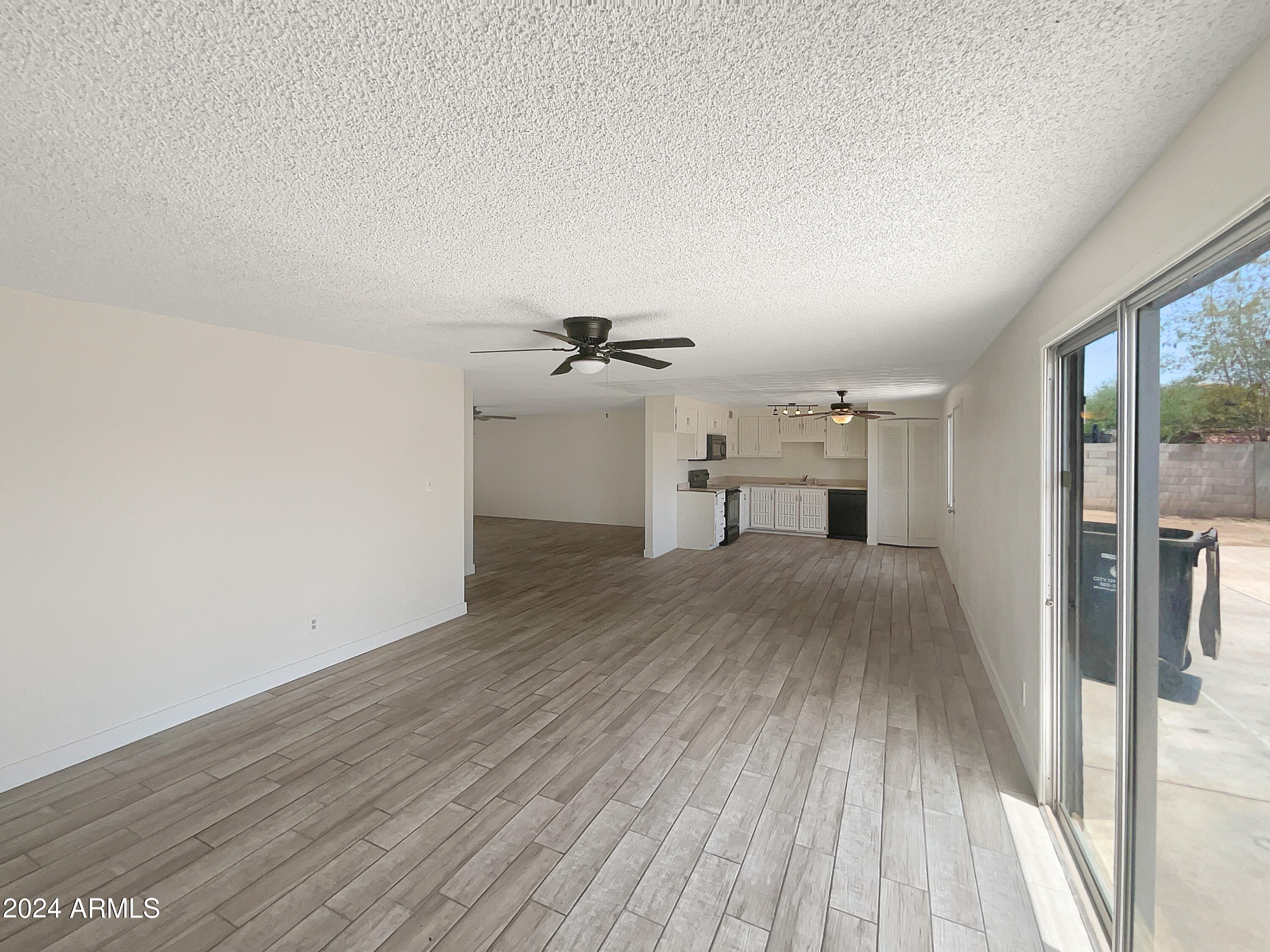 7125 West Almeria Road Phoenix, AZ 85035 - Photo 13 of 27 listing_12