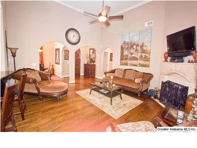426 Ballantrae Road Pelham, AL 35124 - Photo 4 of 25