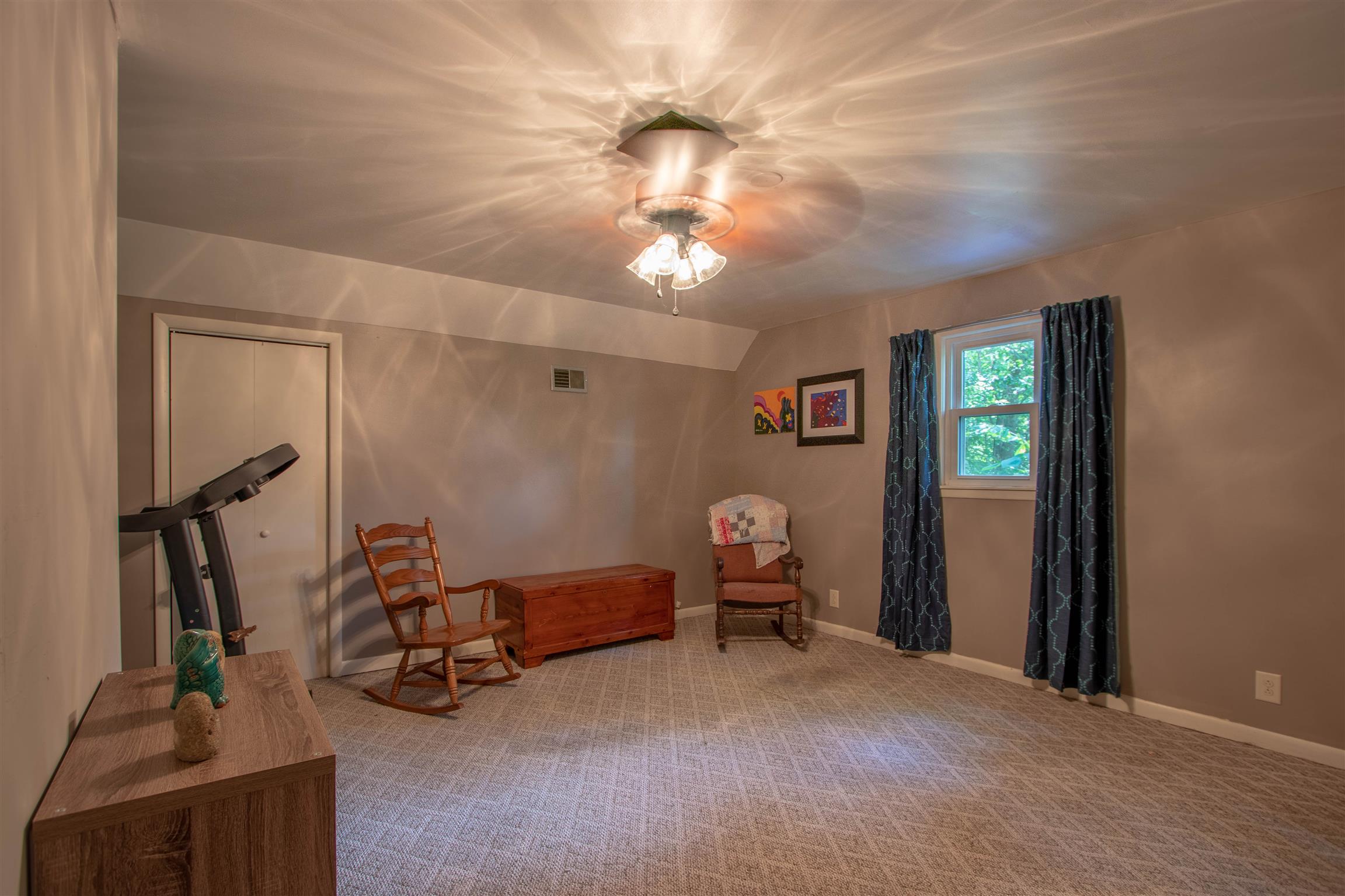 6171 Dyer Road Goodlettsville, TN 37072 - Photo 19 of 20 Upstairs bedroom