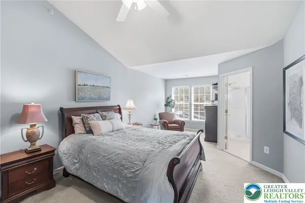 $349,900 | 1632 Oakridge Lane, Hellertown, PA 18055