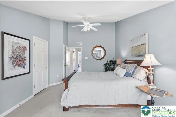 $349,900 | 1632 Oakridge Lane, Hellertown, PA 18055