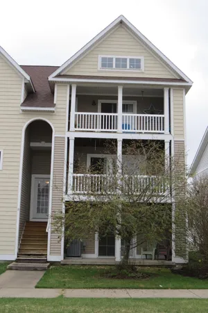 $310,000 | 2122 Sherwood Avenue, Holland, MI 49423