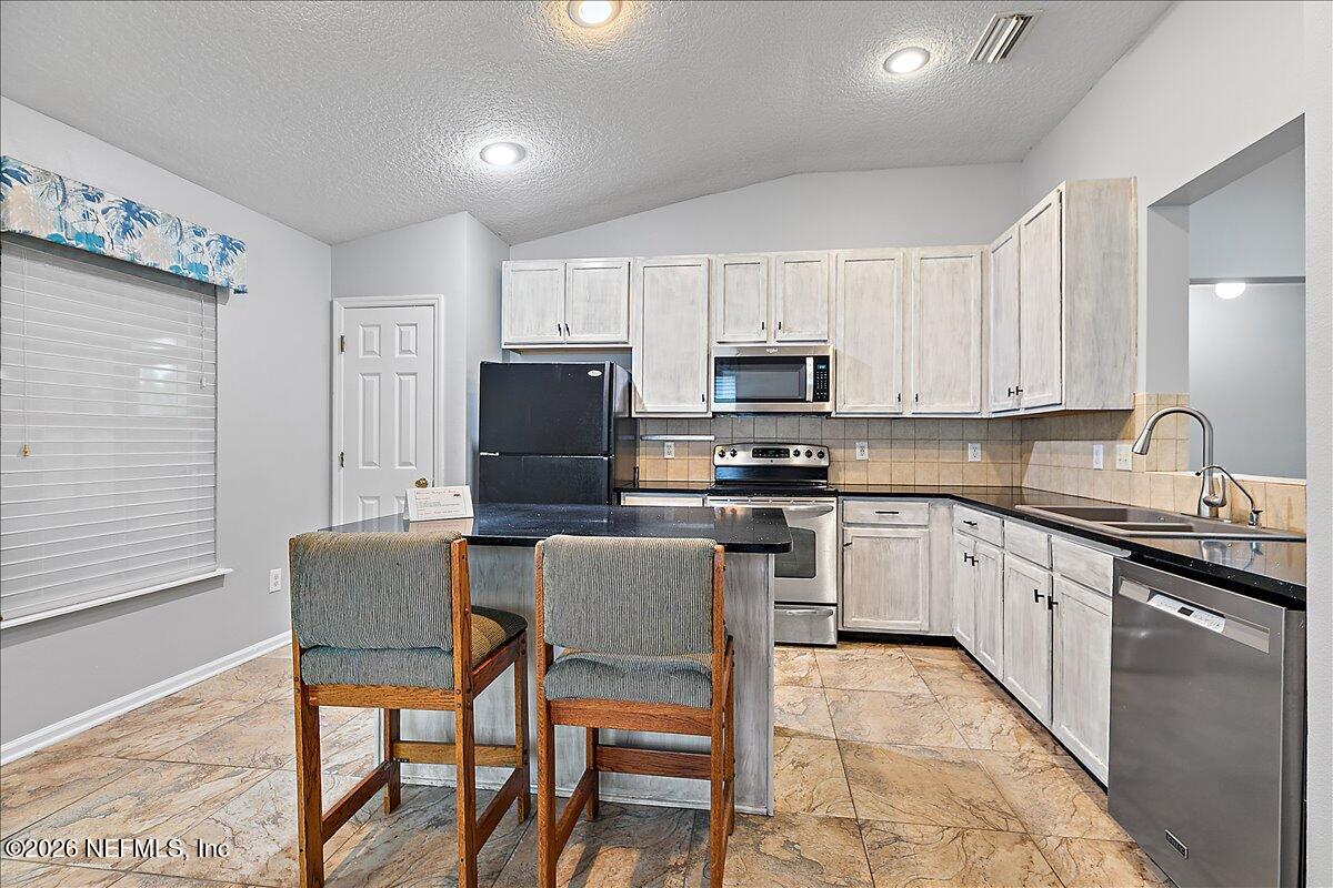 1180 Morning Light Road Jacksonville, FL 32218 - Photo 8 of 21 07-Kitchen