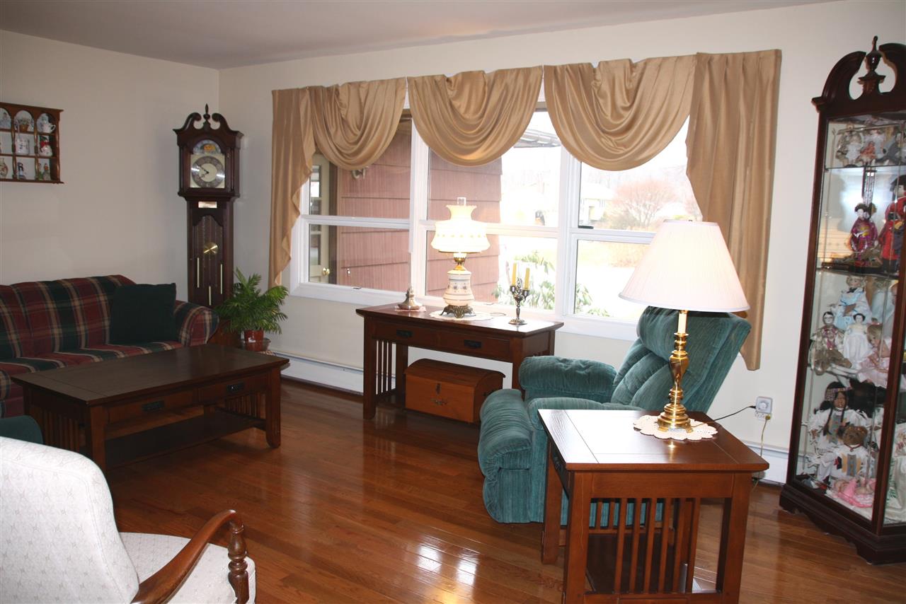 226 Pearl Street Rutland, VT 05701 - Photo 3 of 22