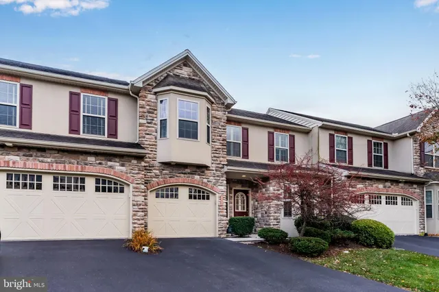 $344,900 | 1920 Roxbury Court, Mechanicsburg, PA 17055