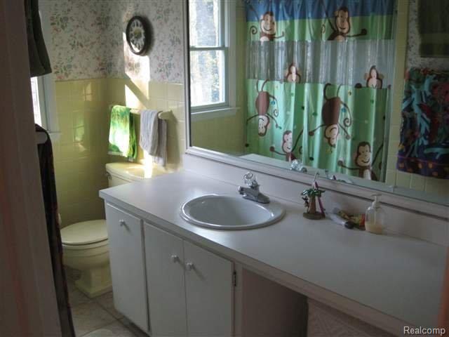 5801 Cobb Creek Road Rochester, MI 48306 - Photo 20 of 22 20.JPG