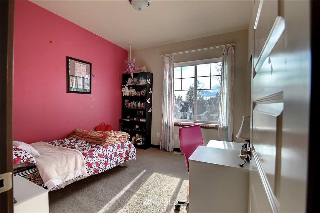 321 203rd Place Southeast Bothell, WA 98012 - Photo 14 of 17