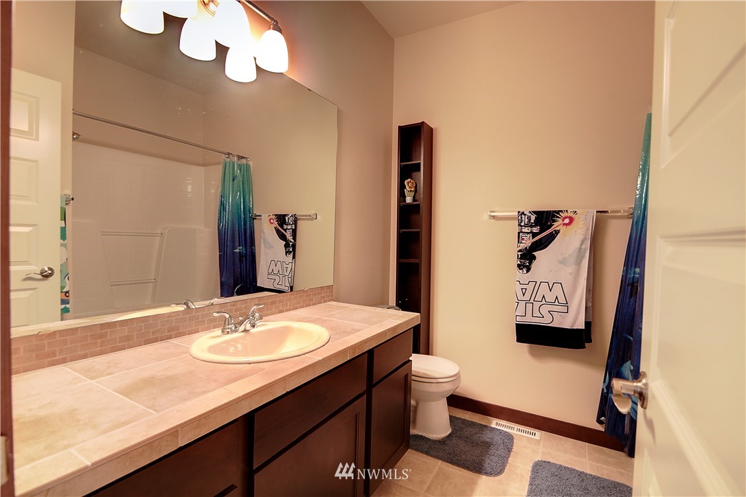 321 203rd Place Southeast Bothell, WA 98012 - Photo 16 of 17