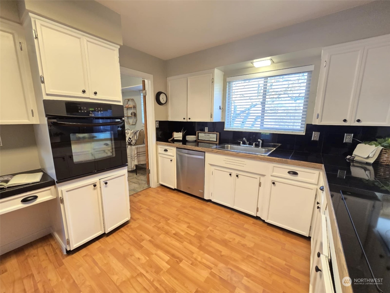 1015 Hill Road Aberdeen, WA 98520 - Photo 8 of 32 Gallery Image 8