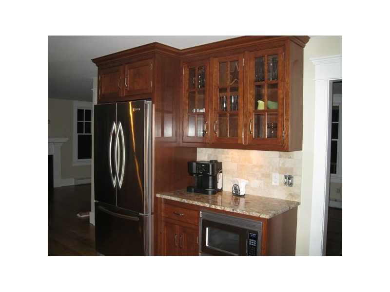 36 Rawson Road Cumberland, RI 02864 - Photo 5 of 13 Kitchen.