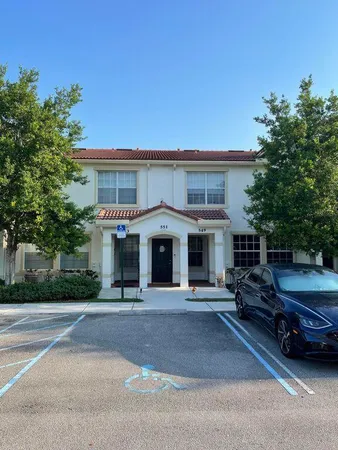 $1,650 | 549 Southeast Prescott Place, Stuart, FL 34994