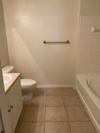 $1,650 | 549 Southeast Prescott Place, Stuart, FL 34994