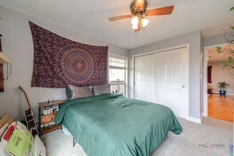 $189,900 | 300 Opatrny Drive, Unit 224, Fox River Grove, IL 60021