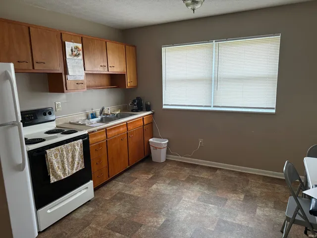 $299,900 | 2101 27th Street, Bedford, IN 47421