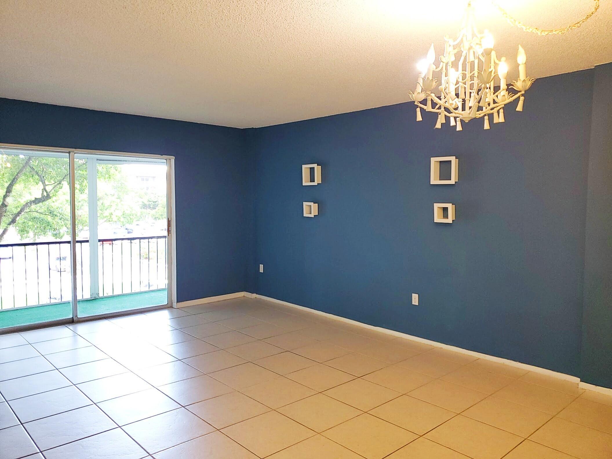 4156 Inverrary Drive, Unit 305 Lauderhill, FL 33319 - Photo 3 of 13 Living Area