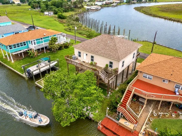 $299,000 | 167 Garth Street, Freeport, TX 77541
