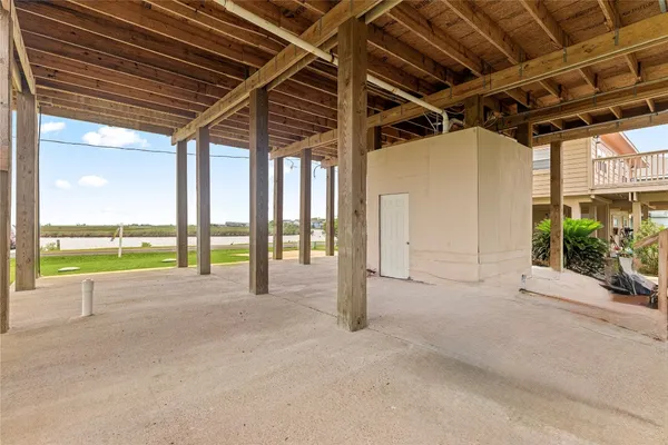 $299,000 | 167 Garth Street, Freeport, TX 77541