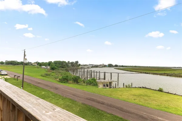 $299,000 | 167 Garth Street, Freeport, TX 77541