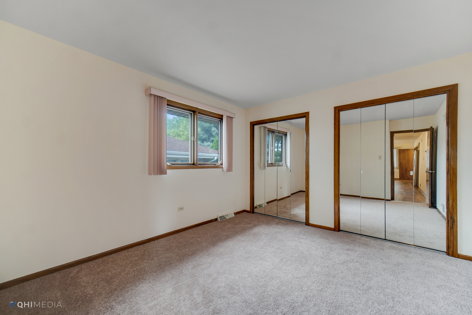 6131 107th Street Chicago Ridge, IL 60415 - Photo 11 of 23