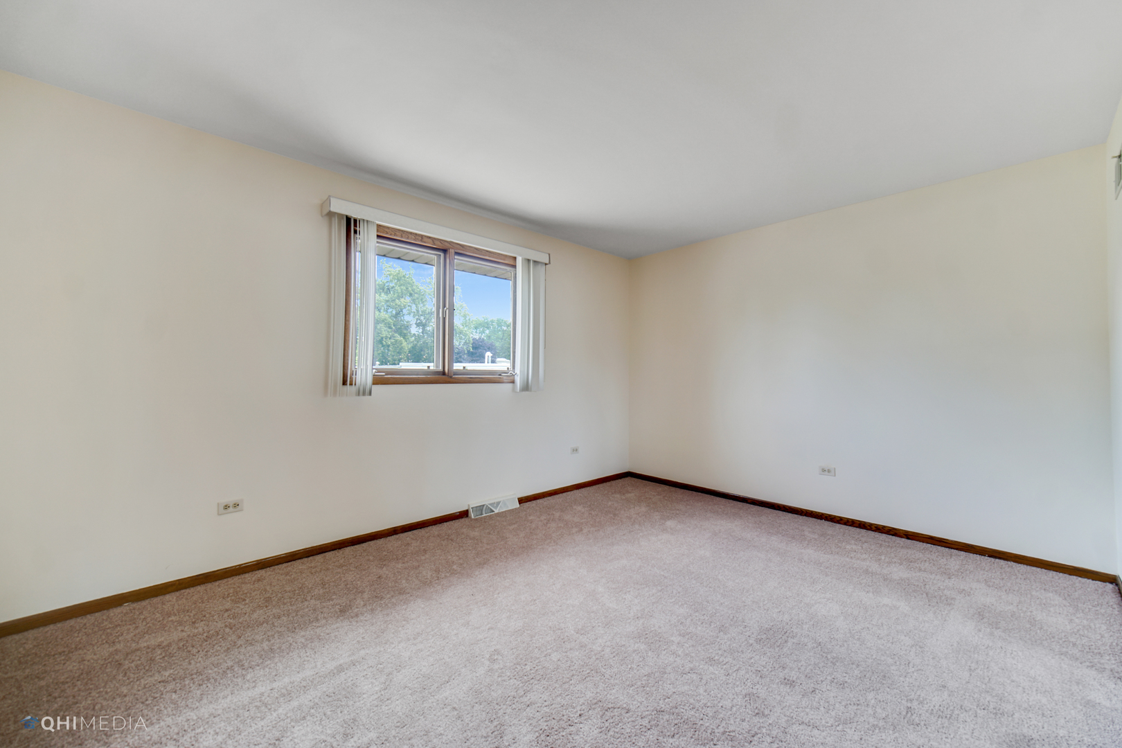 6131 107th Street Chicago Ridge, IL 60415 - Photo 13 of 23